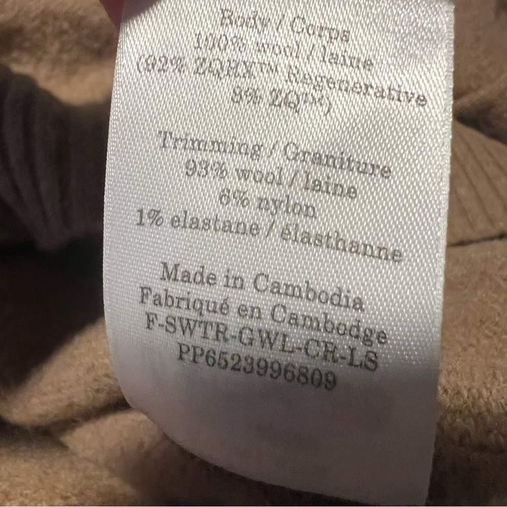 Everlane Crewneck Wool Sweater - Picture 8 of 8